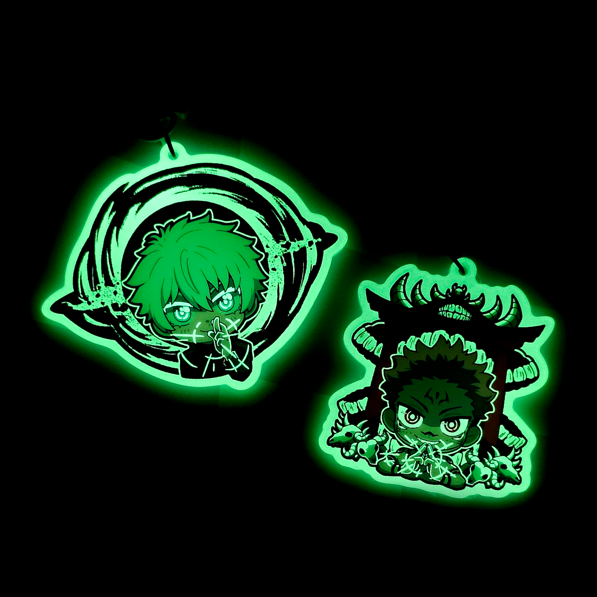 Jujutsu Kaisen Glow in the dark keychain